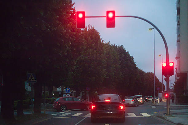 Multas por Avançar o Farol Vermelho: Tudo que Você Precisa Saber