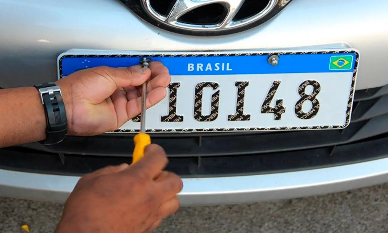 Emplacamento de veículo novo: Como proceder