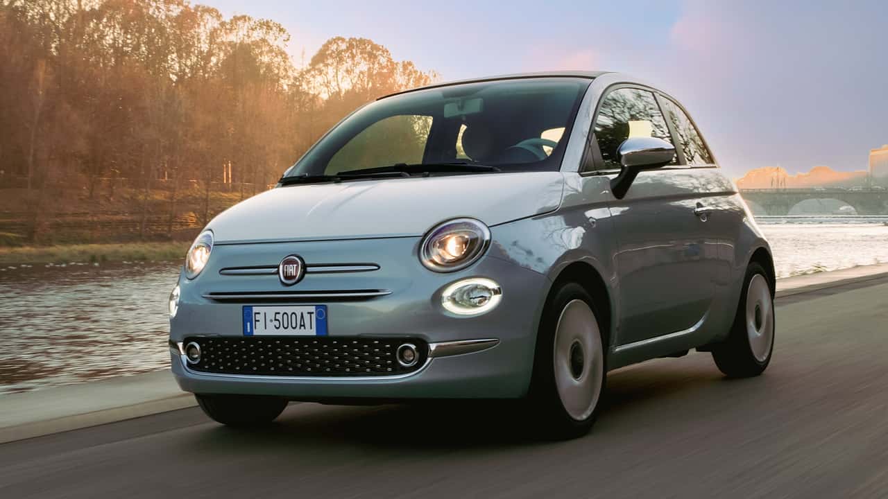 Fiat 500: O Ícone da Mobilidade Urbana e Suas Características Inconfundíveis