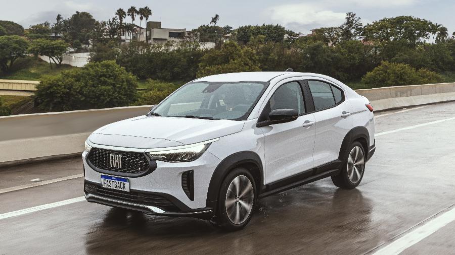 Fiat Fastback Híbrido: Design, Tecnologia e Sustentabilidade no Brasil