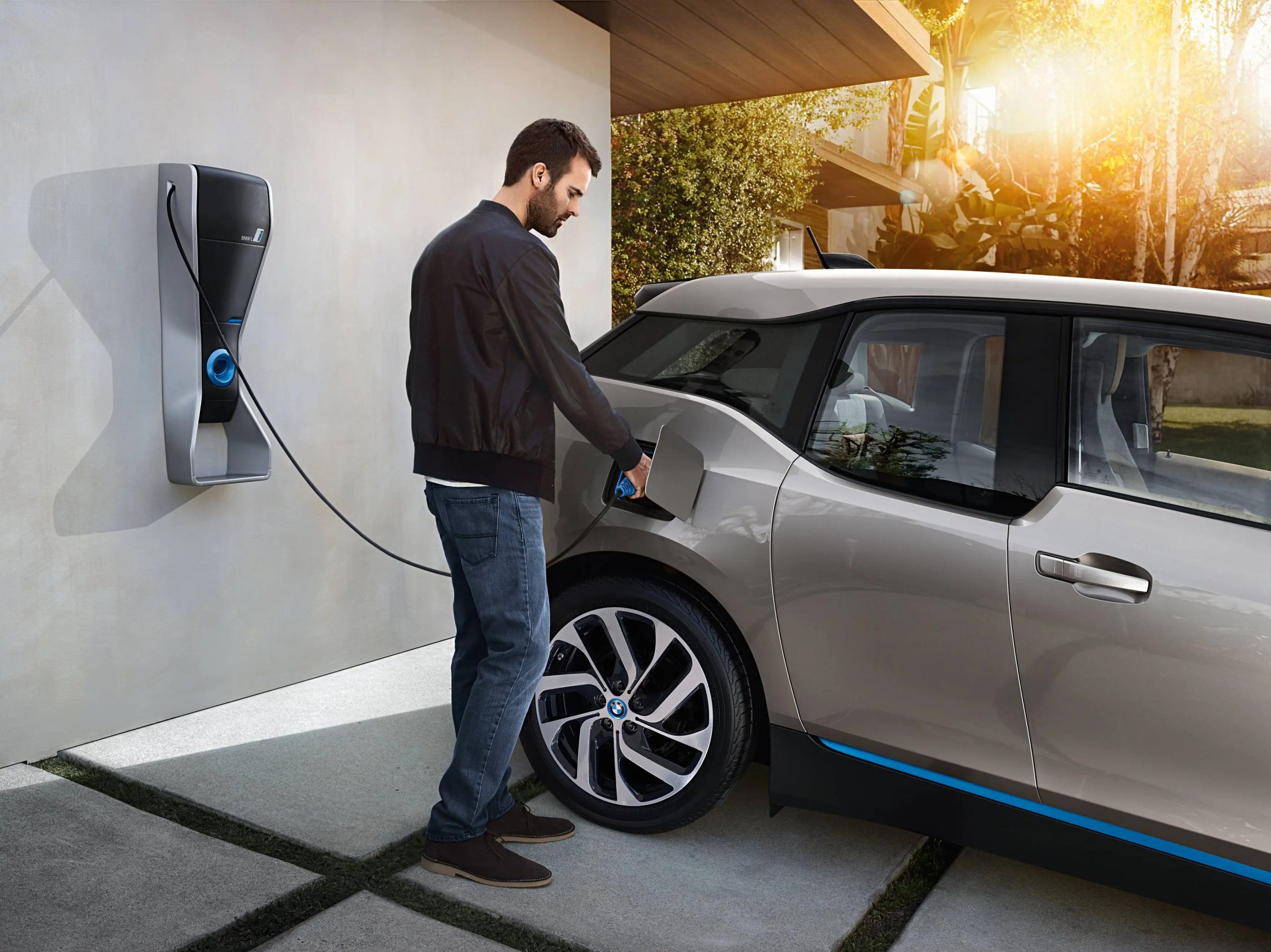 Carro elétrico pode ‘viciar’ a bateria? entenda a verdade!
