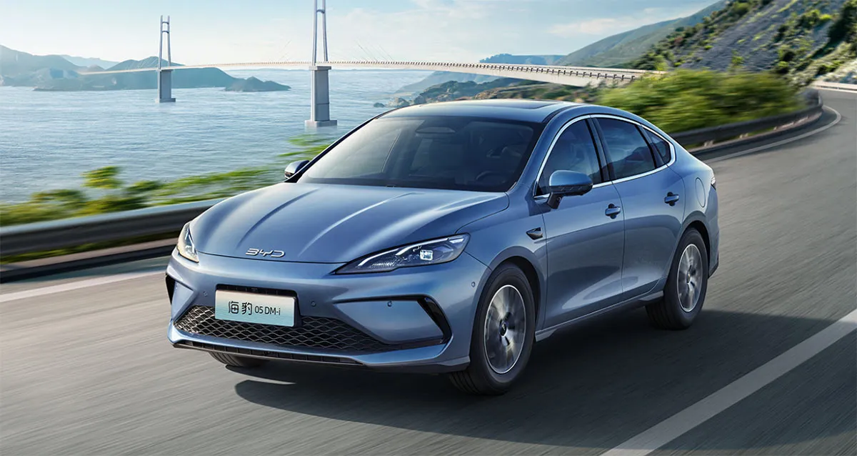 BYD Seal 05 PHEV: O sedã que promete 2 mil km de autonomia