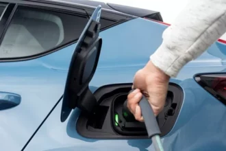 Por Que Carros Elétricos Gastam Menos com Manutenção?