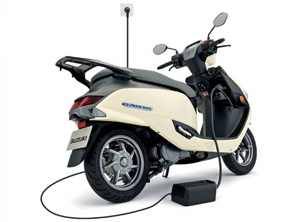 Suzuki apresenta e-address na briga das motos elétricas