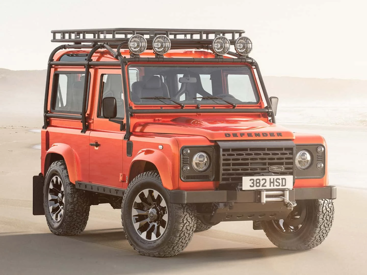 Conheça os 10 carros ideais para enfrentar alagamentos no Brasil