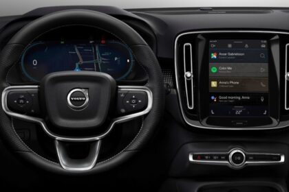 Atualização de Software Remota: Modelos Volvo Compatíveis