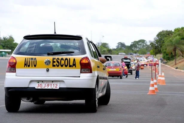Novo Projeto na Câmara propõe mais tempo nos exames da CNH para candidatos com transtornos de aprendizagem