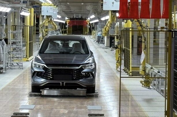 O Avanço Imparável da BYD no Mercado Brasileiro: Liderança, Produção Local e Revolução dos Carros Elétricos em 2025