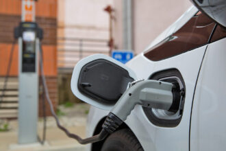 Bateria de Carro Elétrico: Como Cuidar para Durar Mais Tempo