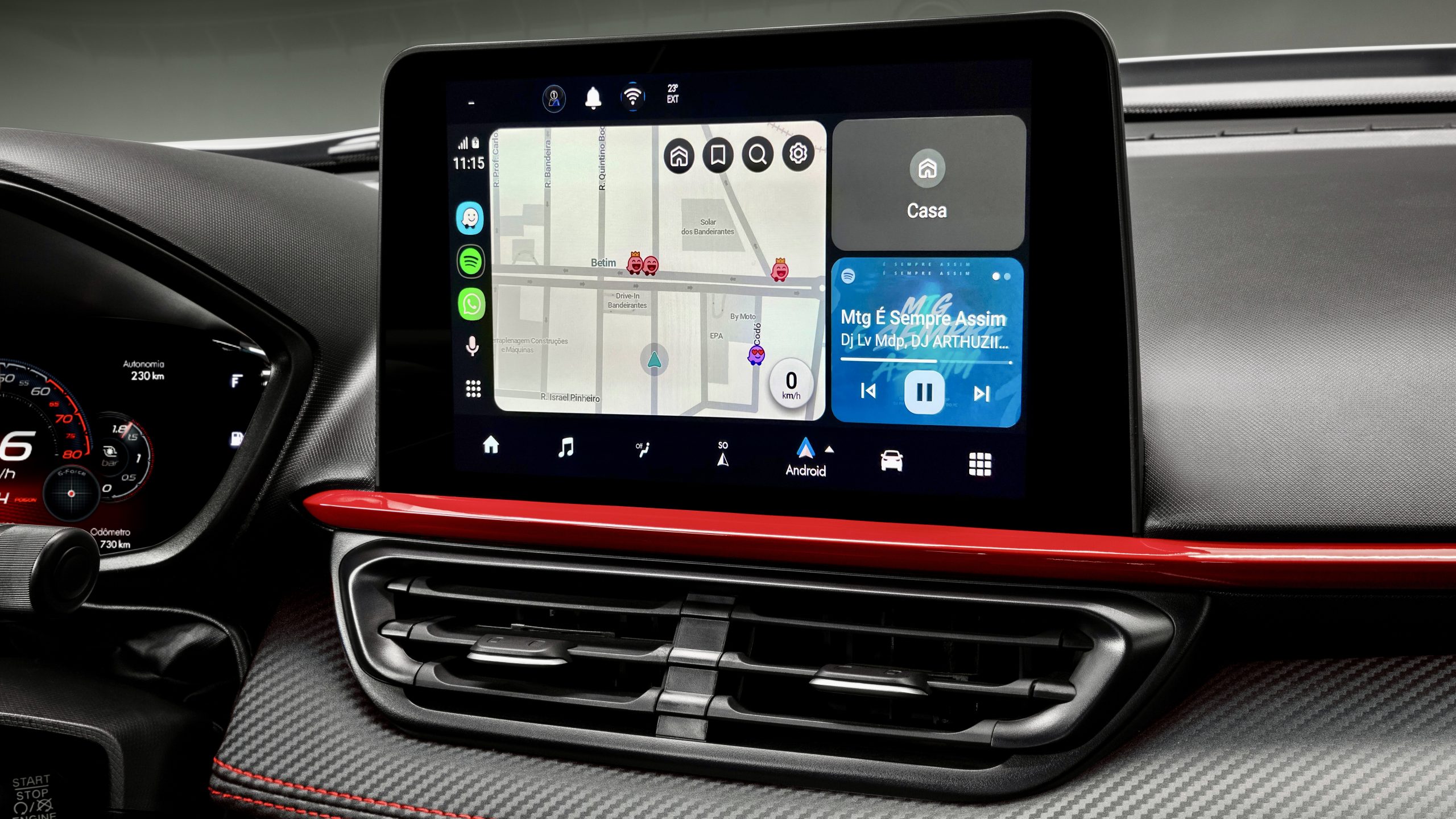 Central multimídia do Fiat Pulse Abarth 2026 com Android Auto sem fio