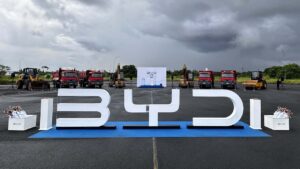 BYD: de fábrica de baterias a top 5 no Brasil — a história completa