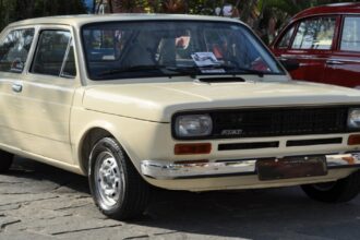 Fiat 147 primeiro carro da Fiat fabricado no Brasil em 1976
