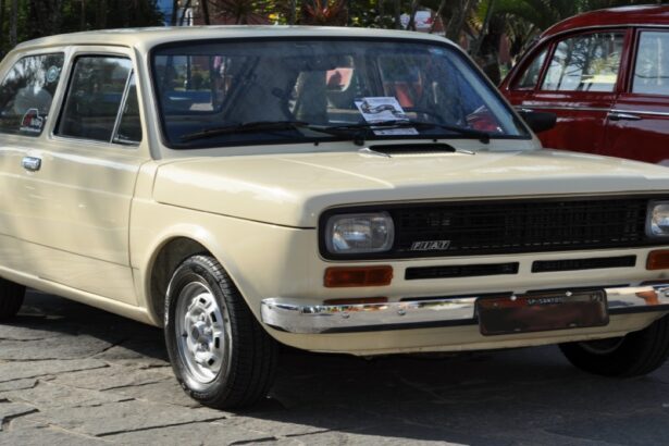 Fiat 147 primeiro carro da Fiat fabricado no Brasil em 1976
