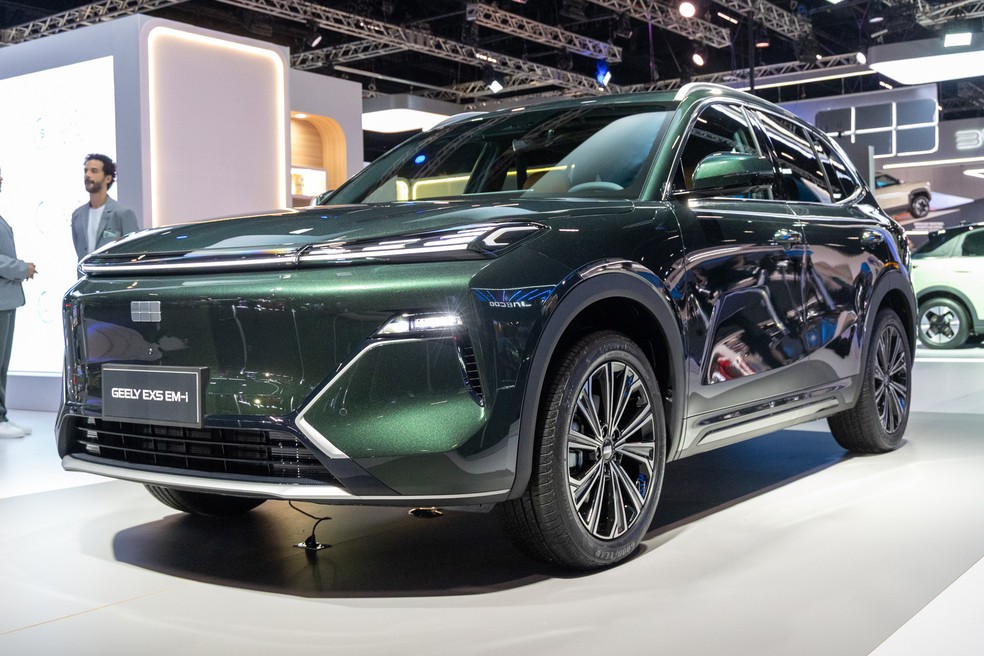 Geely EX5 EM-i: preço estimado e chegada em 2026 Geely EX5 EM-i: preço estimado e chegada em 2026