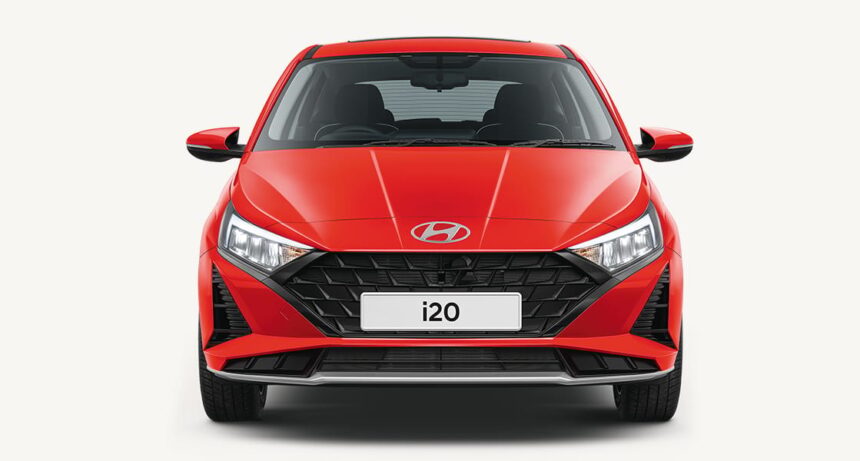 Hyundai i20 2026 - vista frontal com grade e faróis LED