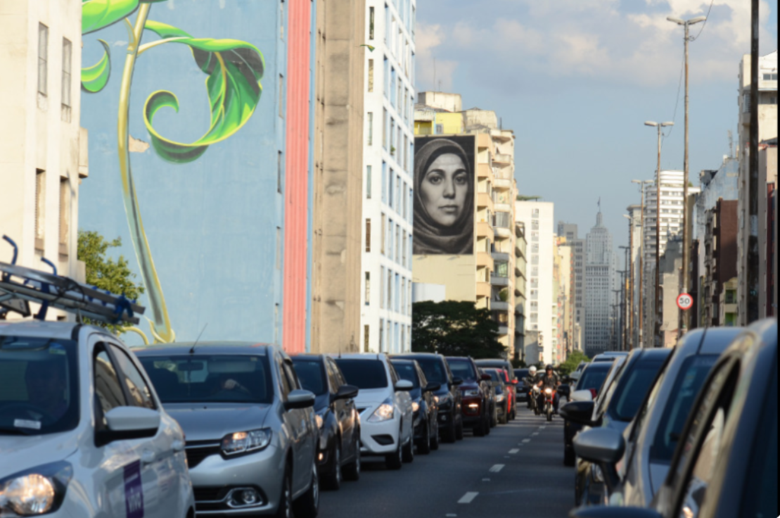 IPVA quitado: onde consultar e precisa andar com comprovante no carro?