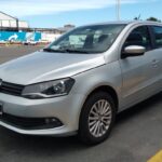 Volkswagen Gol G7 2017 prata vista frontal lateral