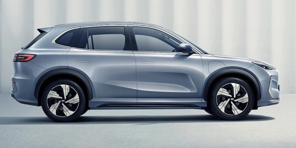 Geely EX5 2026 — vista lateral