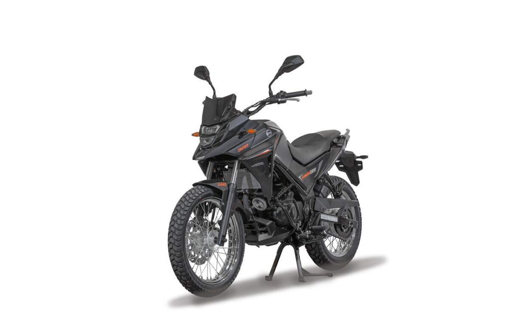 Dafra NH 300 2025 preta Midnight Black vista frontal 3/4