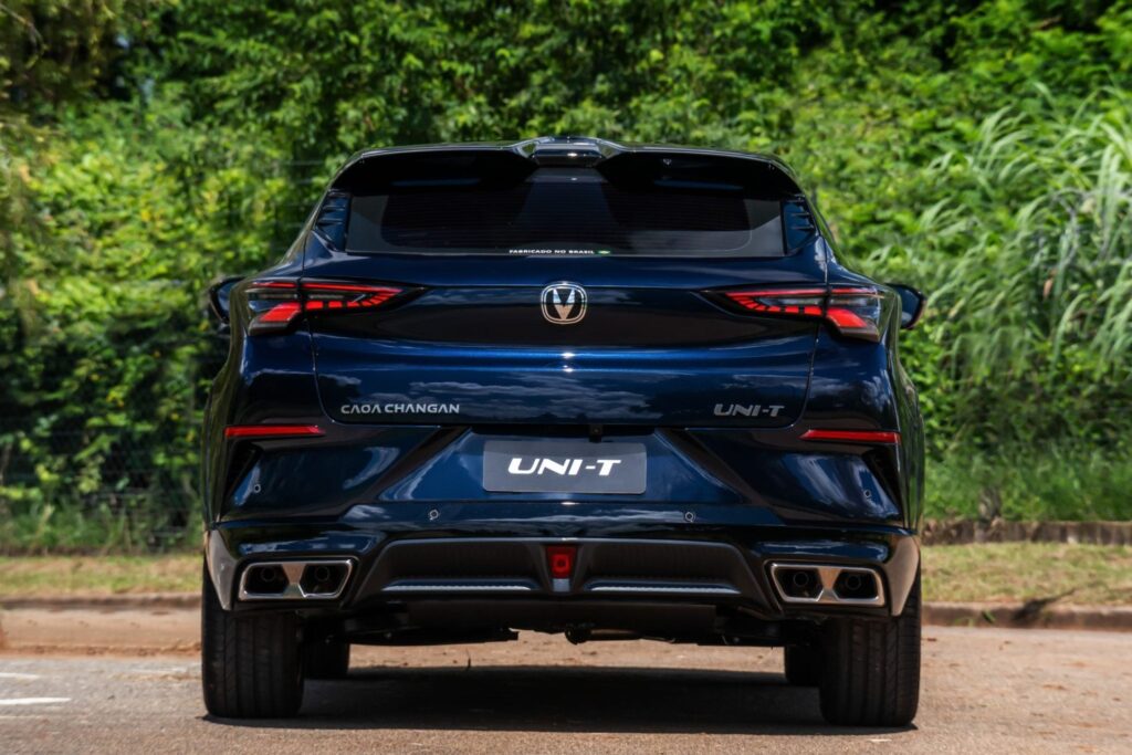 Fábrica CAOA em Anápolis, linha de montagem do UNI-T