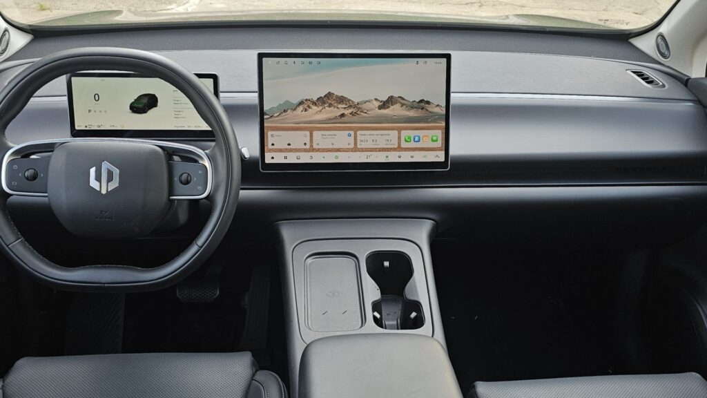 Leapmotor C10 REEV 2026: consumo real, ficha técnica, preço e vale a pena? Compartimento do motor do Leapmotor C10 REEV 2026