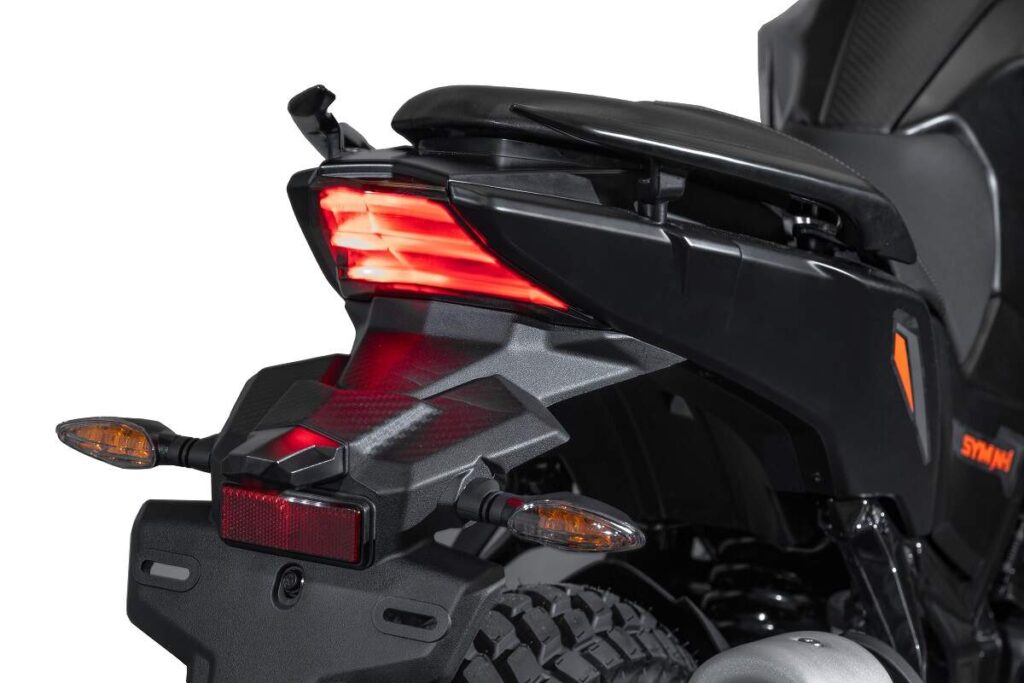 Dafra NH 300 2025 traseira lanterna LED