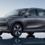 Geely EX5 2026 — vista frontal