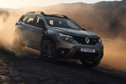 Renault Duster 2026 vista frontal lateral com novo preço reduzido