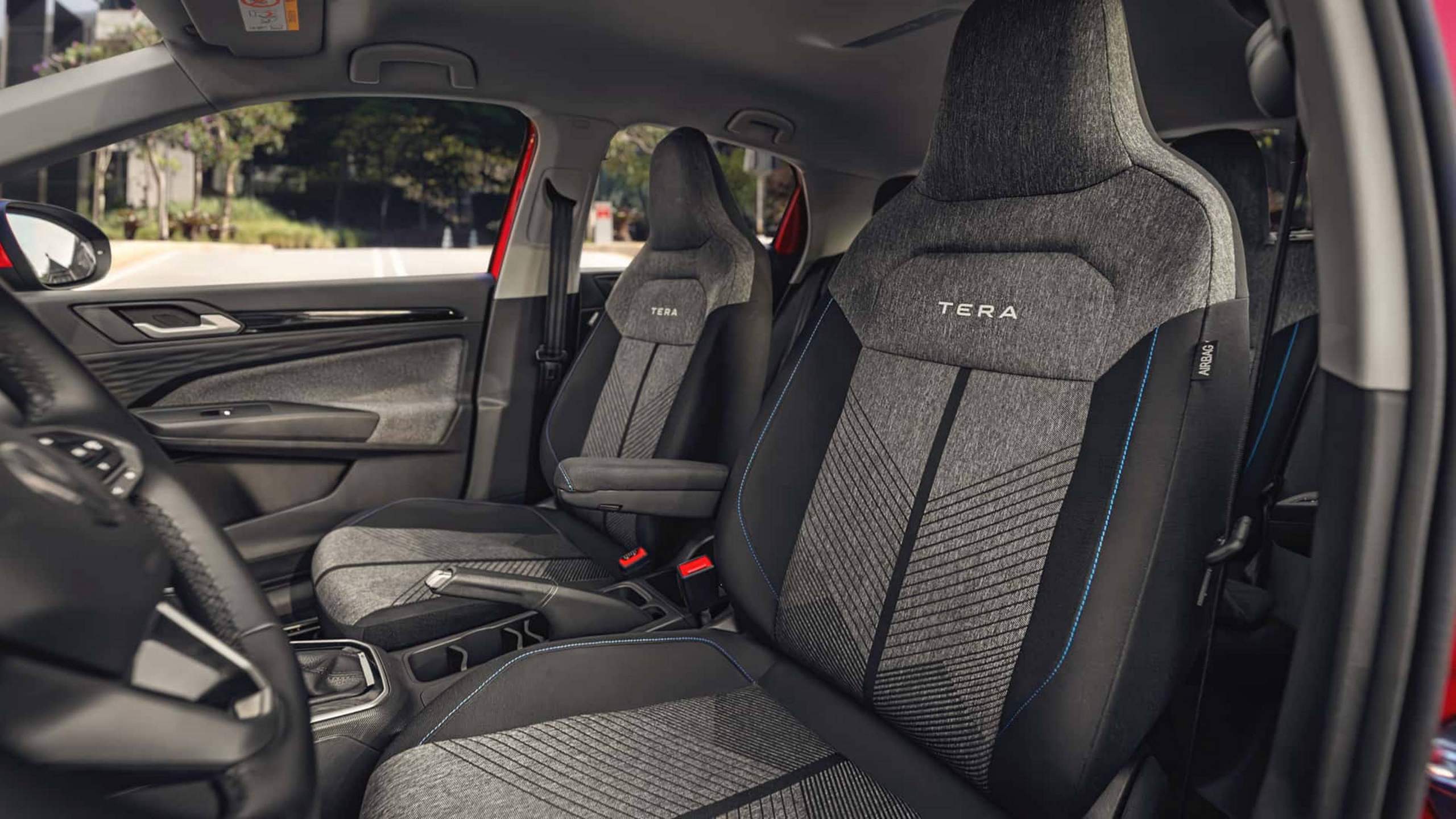 Interior do Volkswagen Tera 2026 com bancos em tecido