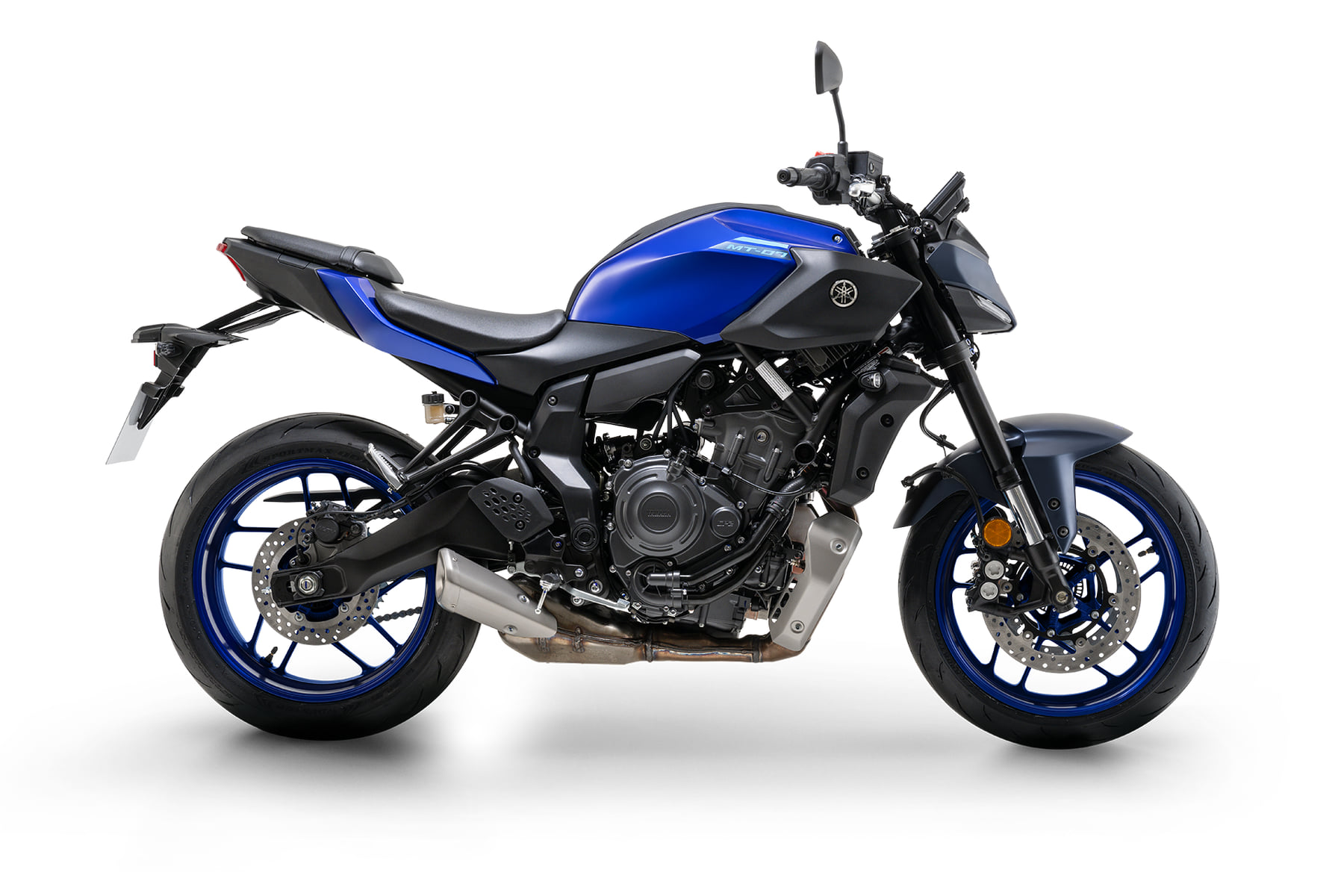 Yamaha MT-07 2026 Racing Blue azul vista lateral completa