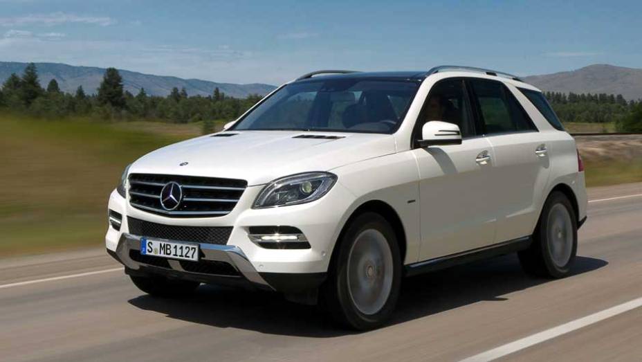 Mercedes-Benz ML-350 Sport CGI 3.5 V6 306cv 4x4 Aut. — Ilustração