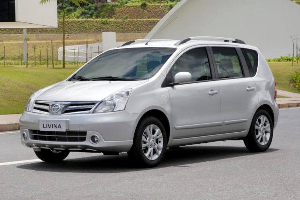 A Nissan Livina é equipada com motor 1.8 flex de até 126 cv e 17,5 kgfm — Foto: Divulgação