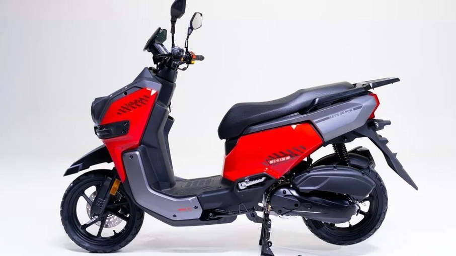 Shineray Urban Lite chega ao Brasil com proposta urbana, câmbio CVT e preço sugerido de R$ 12.490