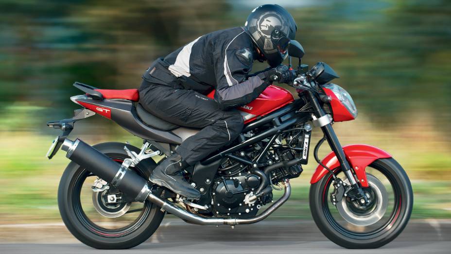KASINSKI COMET GT 650 — Ilustração
