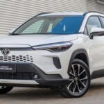 Hyundai Creta 2026 branco, vista frontal 3/4 em ambiente urbano