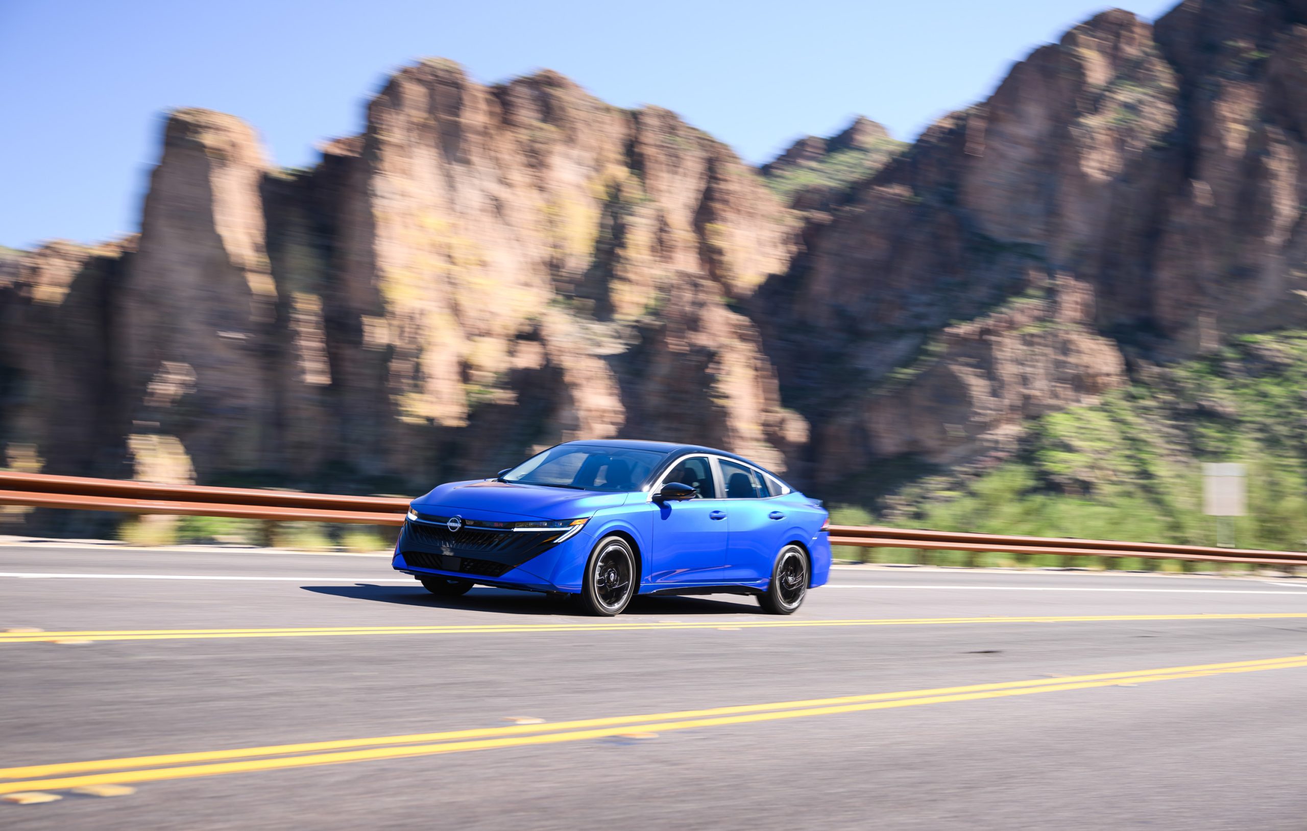 Nissan Sentra — foto de divulgação