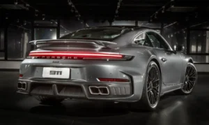 Porsche 911 Turbo S 2026 chega ao Brasil por R$ 2,1 milhões — foto de divulgação