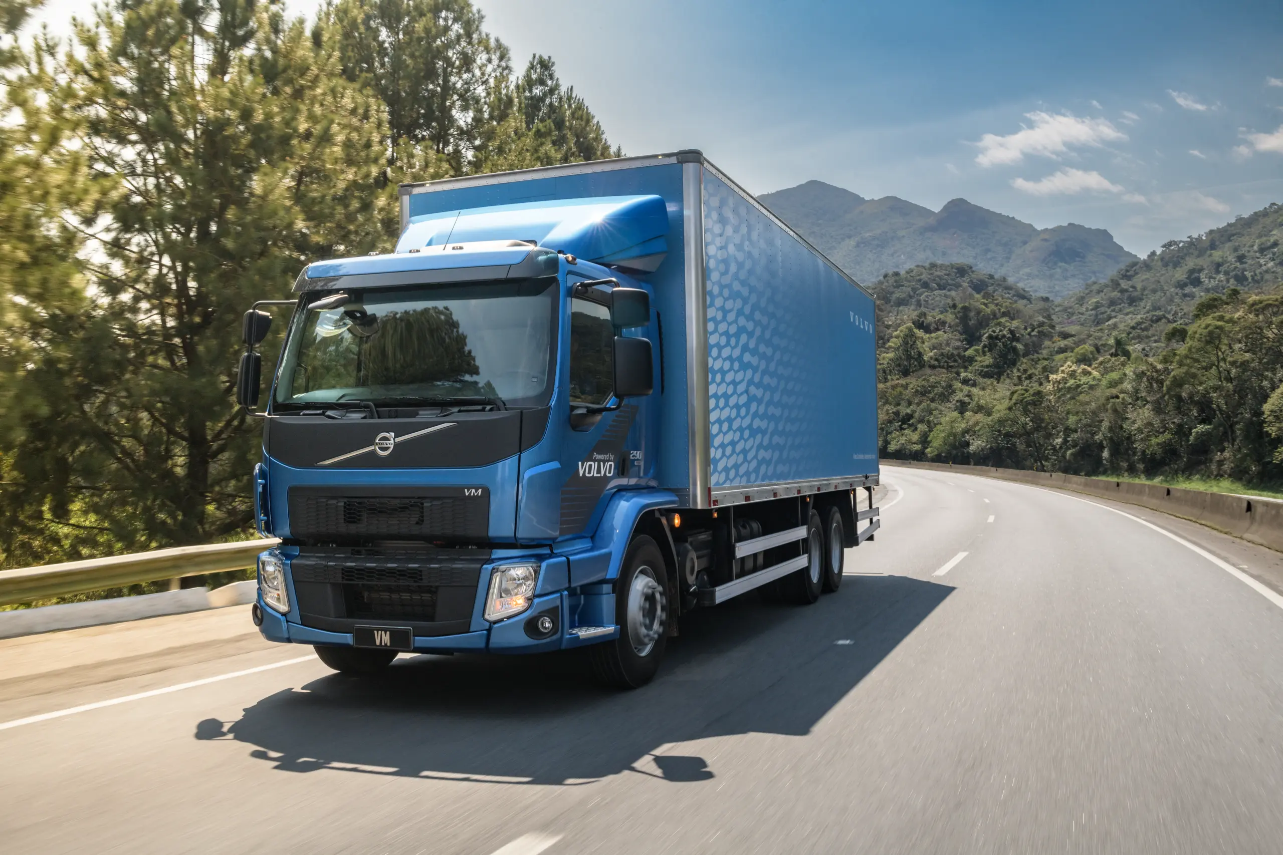 Volvo VM: Financiamento de 0,99% e carência de 6 meses