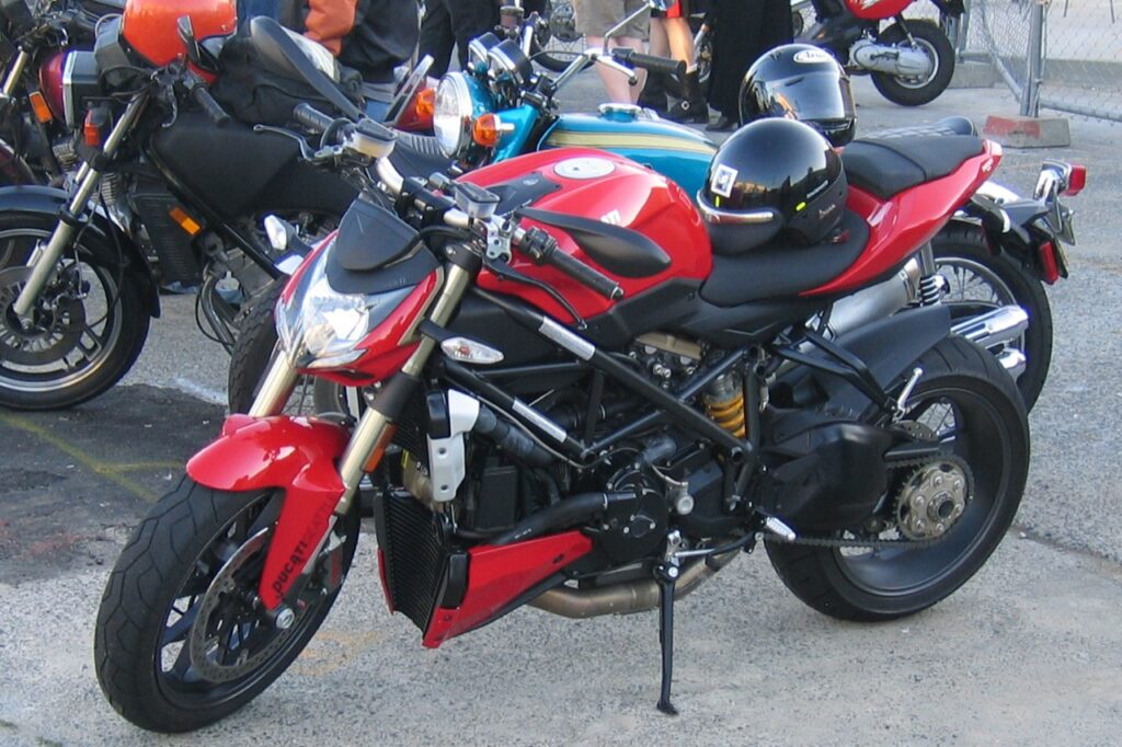 DUCATI STREETFIGHTER 1098cc — Ilustração