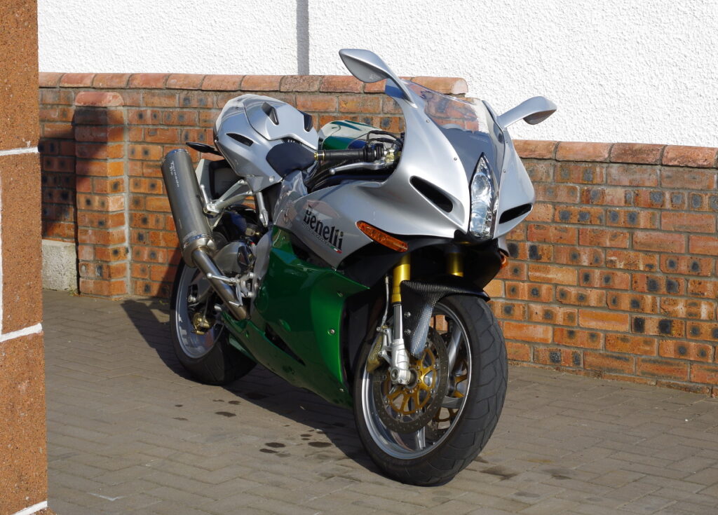 Benelli TRE 1130 K — Ilustração