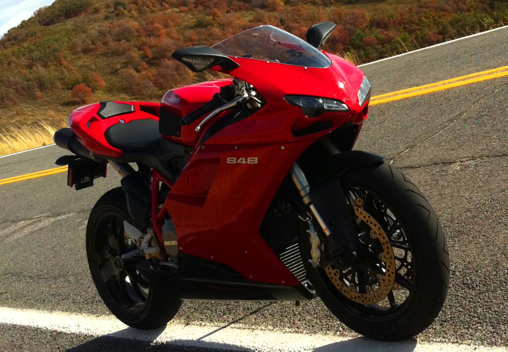 DUCATI 848 — Ilustração