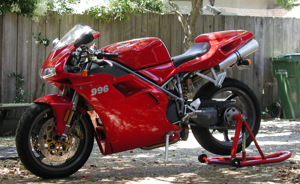 DUCATI 996 S — Ilustração