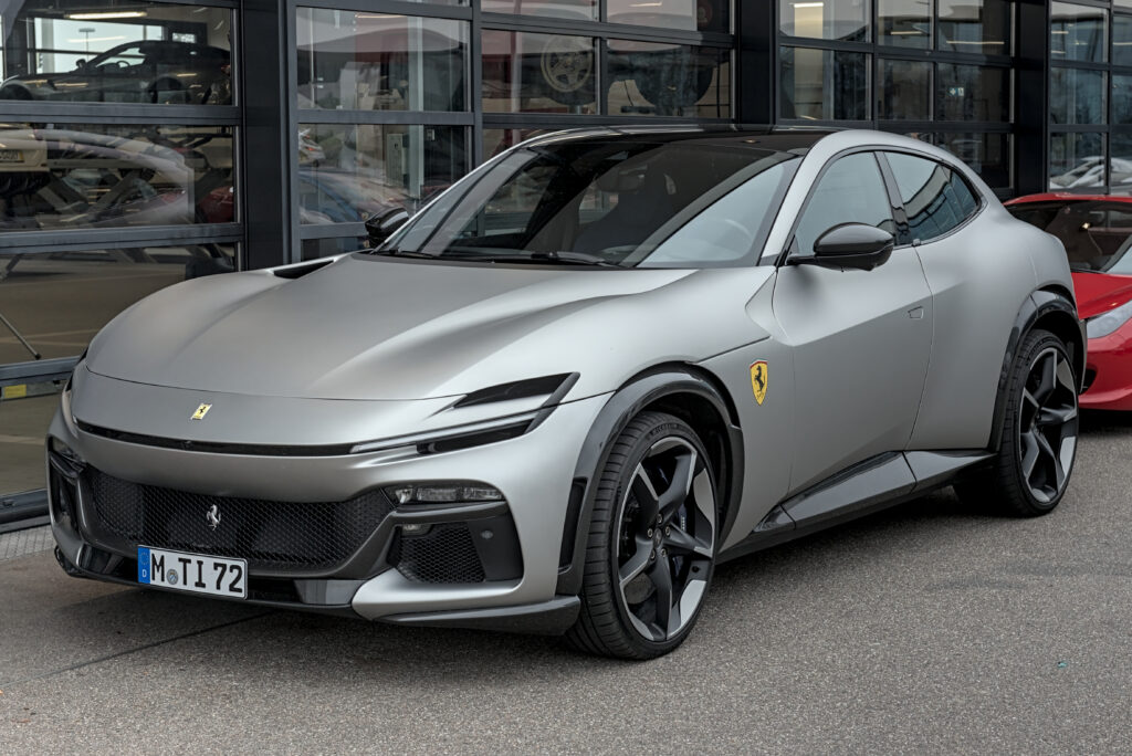 Ferrari PUROSANGUE 6.5 V12 725cv — Ilustração