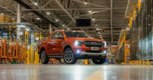 Ford Ranger V6 na ExpoLondrina: Oferta chama atenção Ford Ranger V6 2026 em exposição na ExpoLondrina, vista frontal 3/4, pintura metálica, ambiente de feira agro