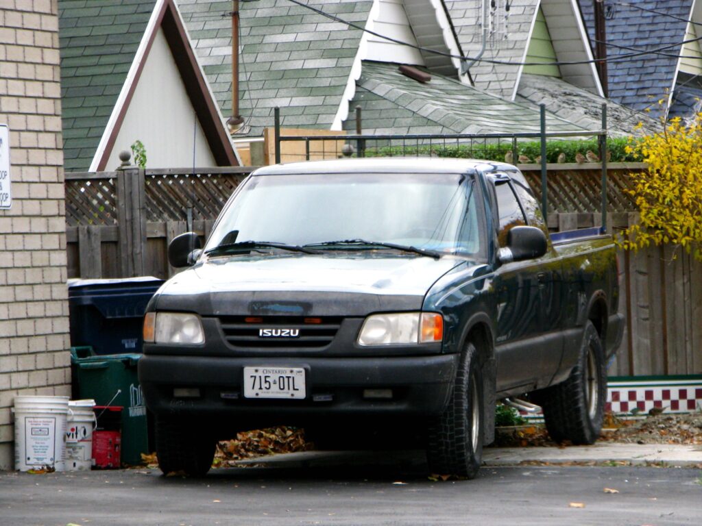 Isuzu Hombre 2 WD XS 2.2 — Ilustração