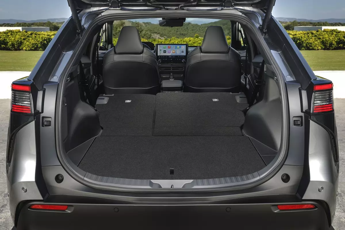 Toyota bZ4X AWD — foto de divulgação