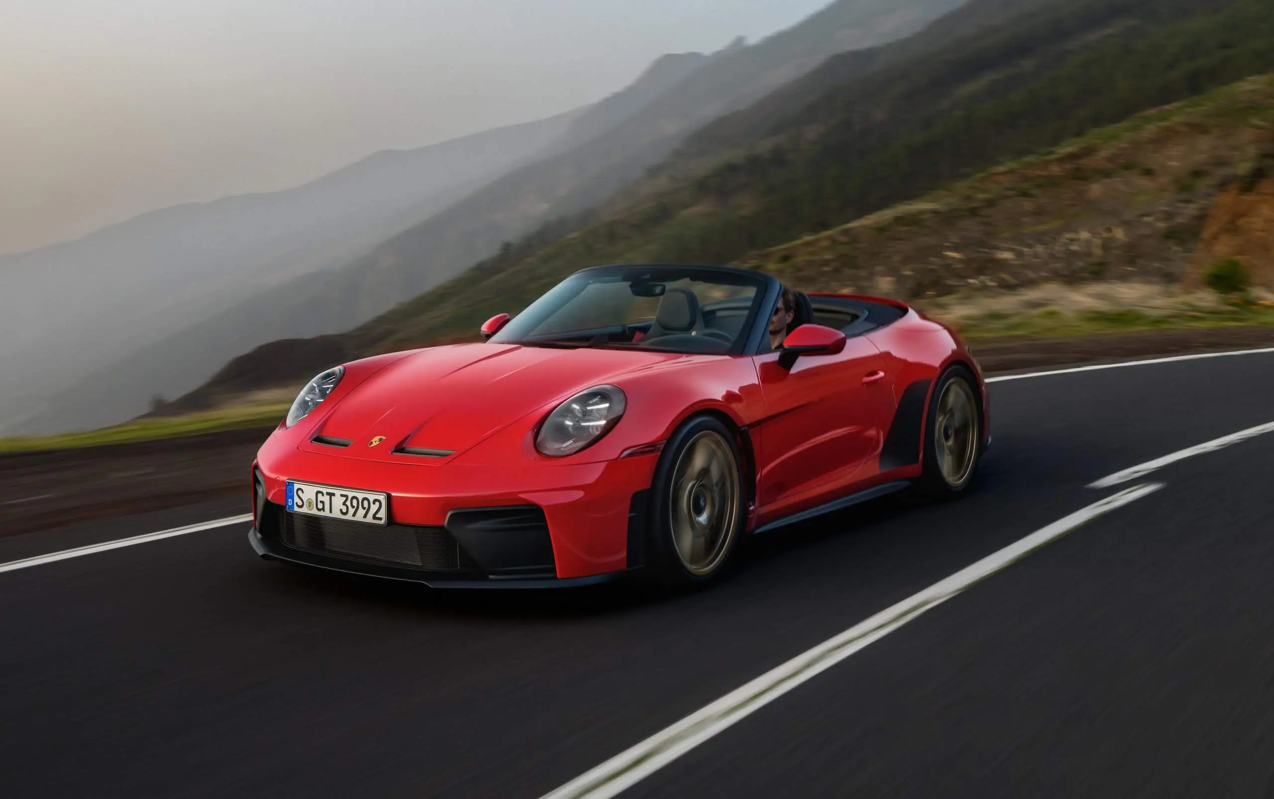 Porsche 911 GT3 S/C: O que muda no manual aberto