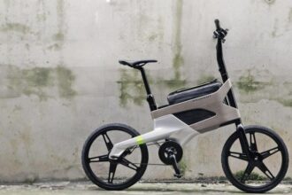 Bike elétrica, autopropelido e ciclomotor — foto de divulgação