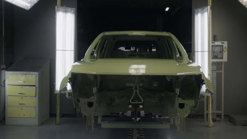 Jeep Avenger nacional está em produção e vem diferente do europeu:  Jeep Avenger, Indústria