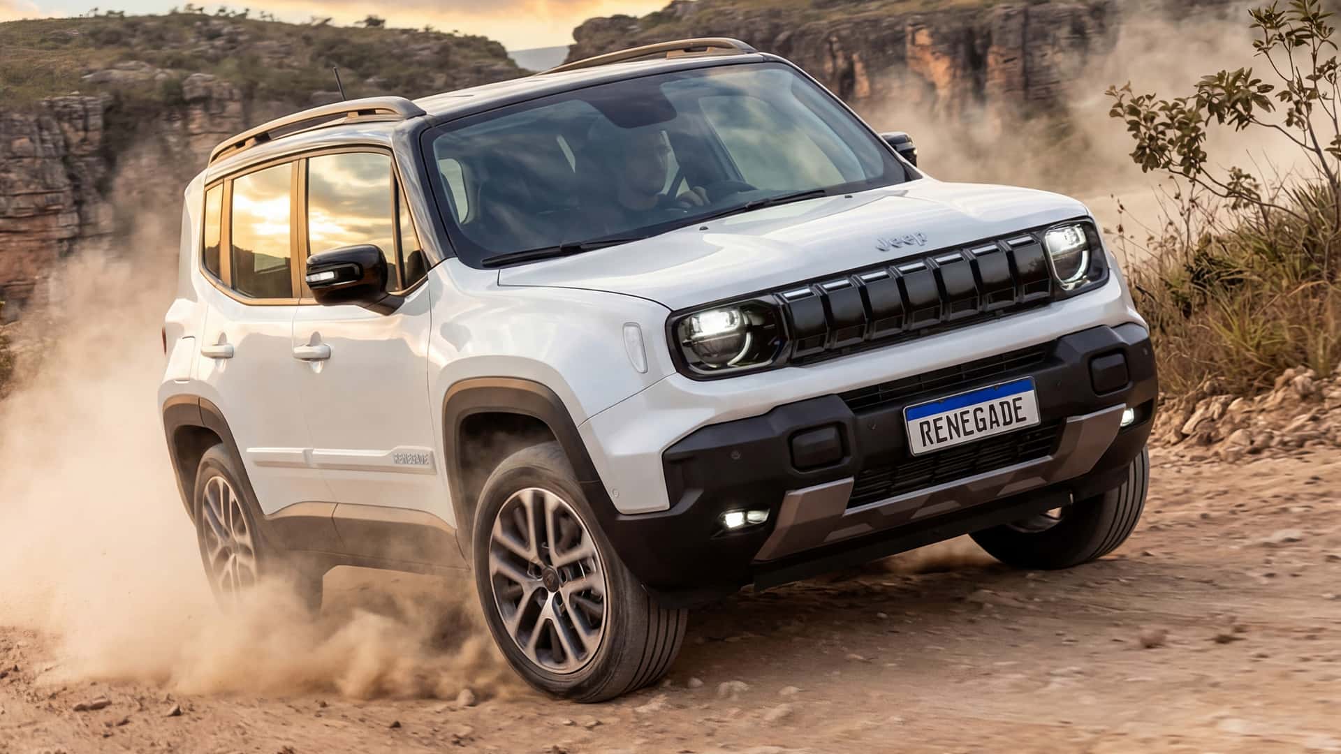 Jeep Renegade 1.3 T270 MHEV Sahara 2027